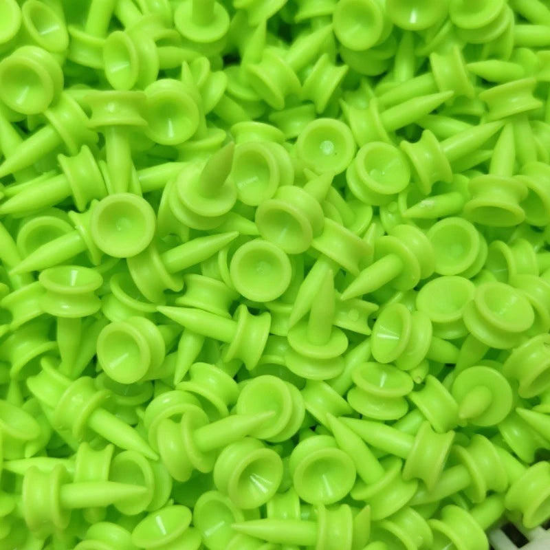 Plastic Green Golf Tees - 21mm